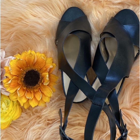 Mirrored Block Smoke Heeled Crossover Sandals By  NY & Company Size 8 EUC - Picture 2 of 7